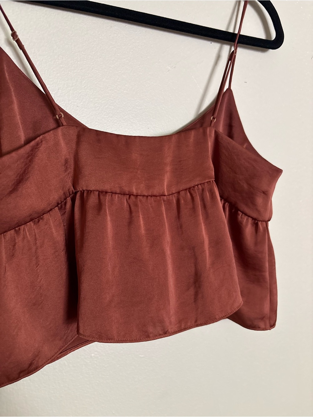 Wilfred Aritzia Satin Lover Cropped Cami Top Brown XS - Picture 9 of 13